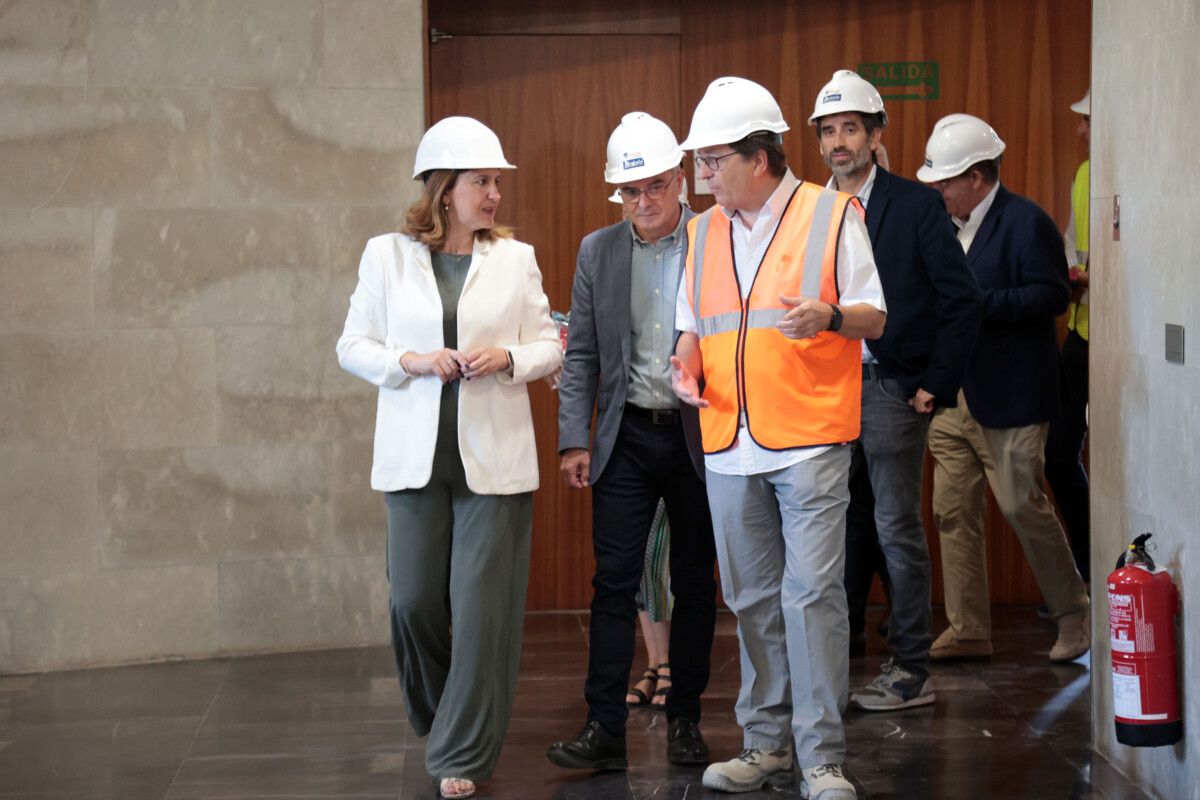 María José Catalá ha visitado las obras del Palau de la Música